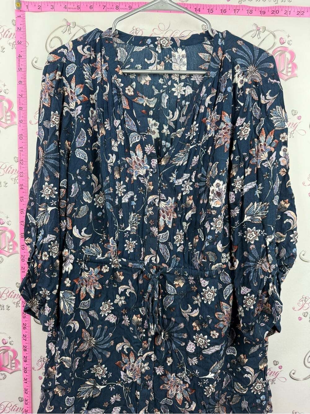 Blouse flowers Women's Navy Floral V-Neck Drawstring Waist Top